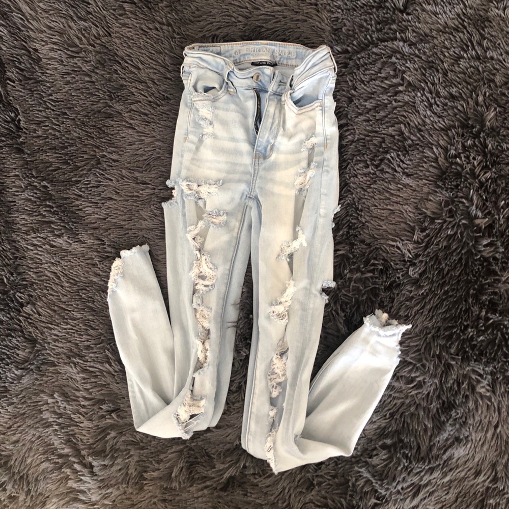 American eagle ripped jeans